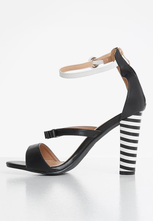 Seduction - Ankle stap stripe block heel - black