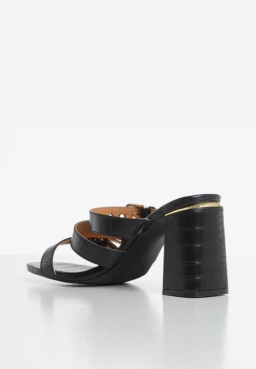 Seduction - Big buckle block heel mule - black
