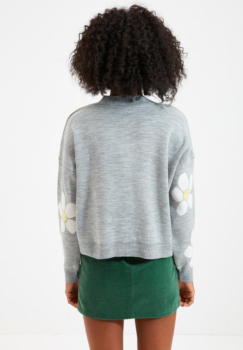 Trendyol - Jacquard flower knit cardigan - grey