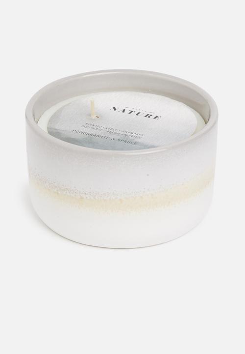 H&S - Pomegrenate & spruce scented candle - light grey