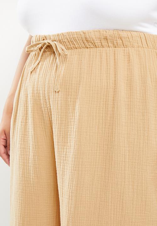 Cotton On - Curve woven tie waist wide leg pant - brown taupe
