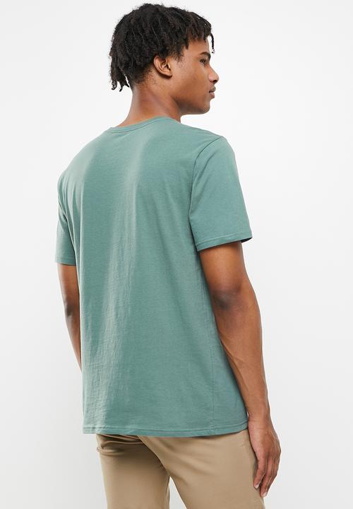 Hurley - Evd wsh core oao solid tee - Hasta