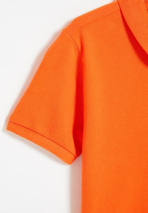 GUESS - Core embroieder golfer - orange