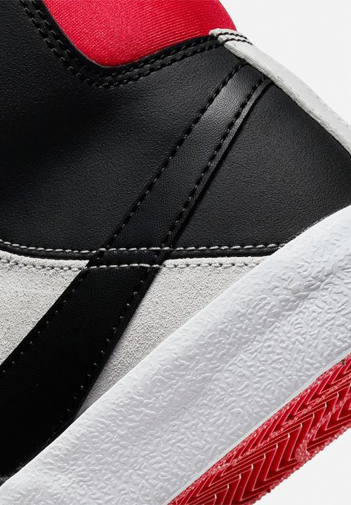 Nike - Nike blazer mid '77 se d - summit white/black-university red