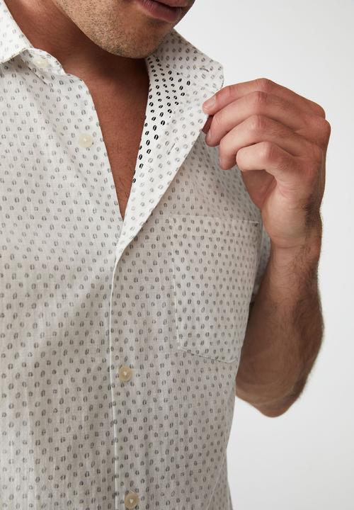 Cotton On - Vacay short sleeve shirt - white coffee bean micro
