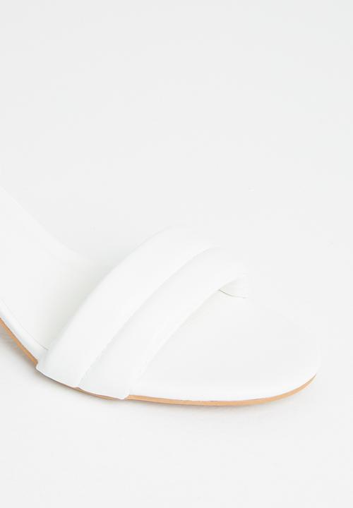 edit - Lark block heel - white