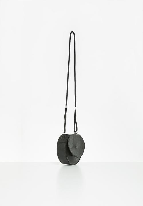 MORS - Cara medium circle - black