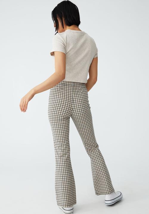 Cotton On - Petite pull on flare pant - ginny check micro black natural