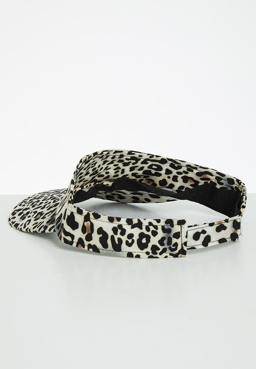 Superbalist - Animal print visor - black & white