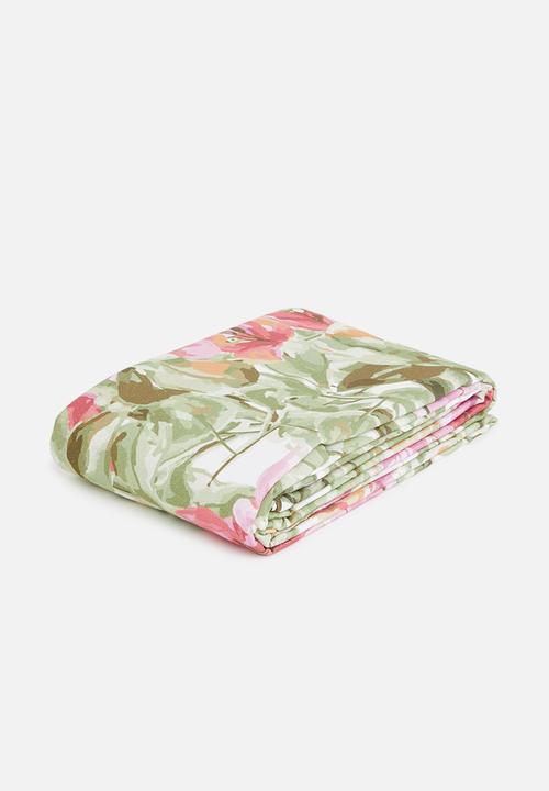 Hertex Haus - Bougainvillea tablecloth - bloom
