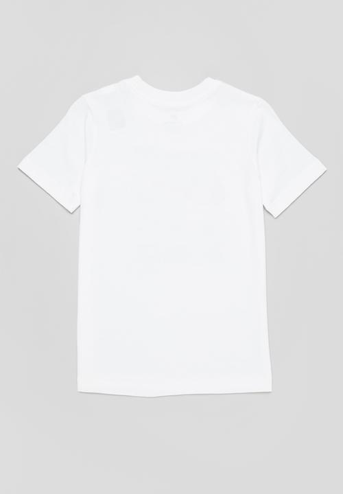 Nike - B nsw tee bball nvlty ho21 - white