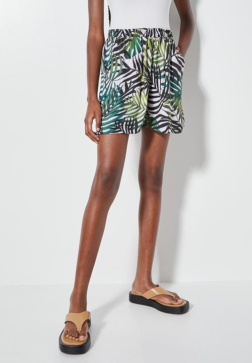 Superbalist - Printed pull on shorts - jungle shade