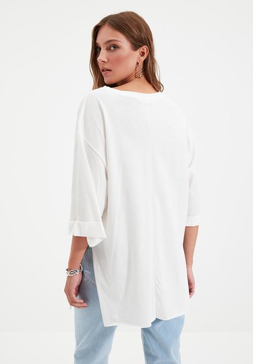 Trendyol - Double sleeve asymmetrical boyfriend t-shirt - white