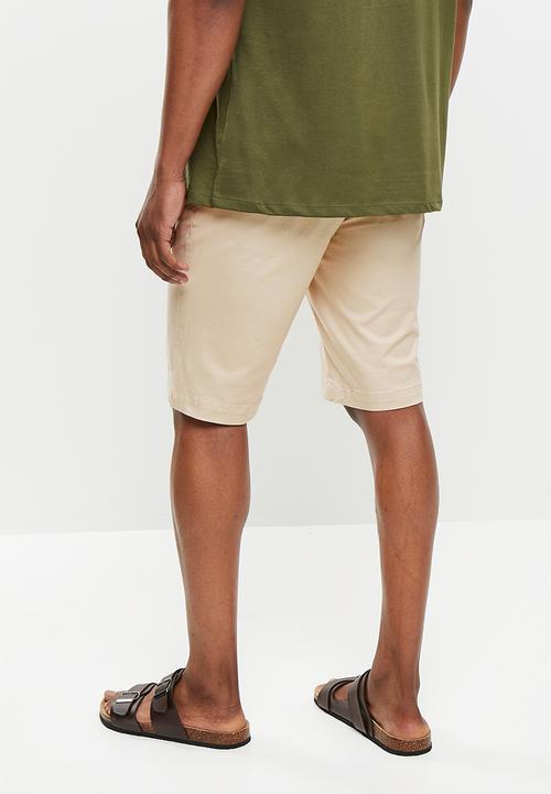 Pringle of Scotland - Core chino shorts - stone