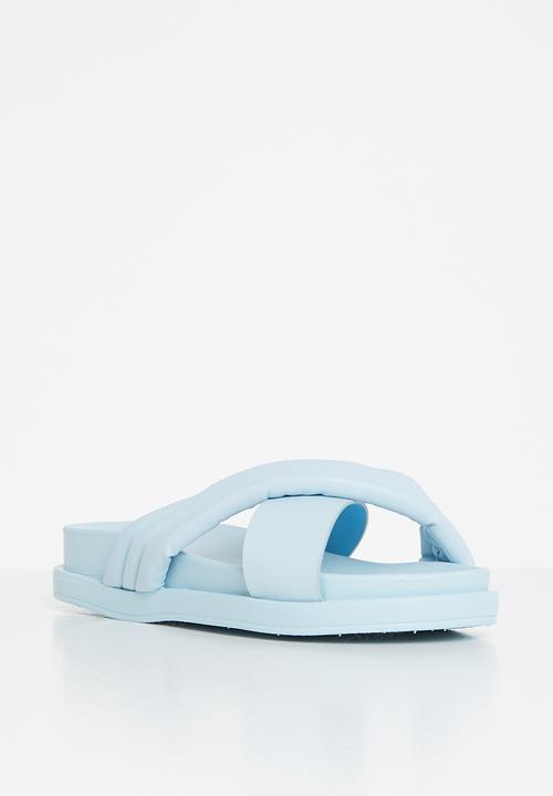 Jada - Padded cross strap slide - pale blue