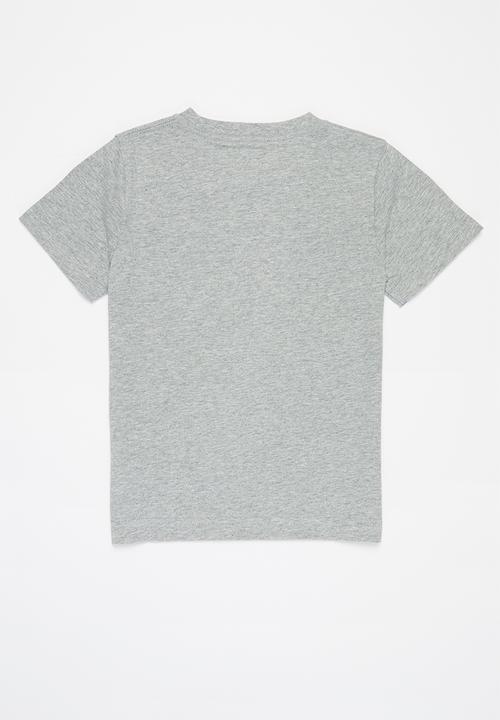 Nike - Nkb boys jumbo futura tee - grey 