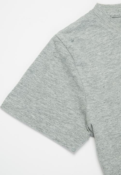 Nike - Nkb futura short sleeve tee - grey