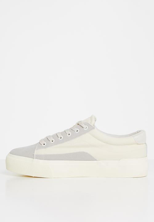 Superbalist - Charlie canvas sneaker - white & grey 