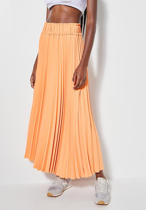 Superbalist - Maxi pleat skirt - peach