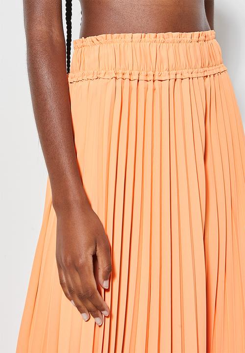 Superbalist - Maxi pleat skirt - peach