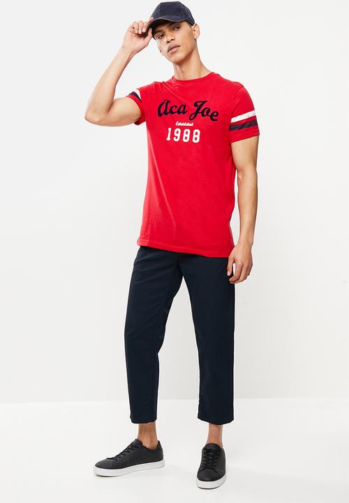 Aca Joe - Distressed flat print stripe sleeve tee - red