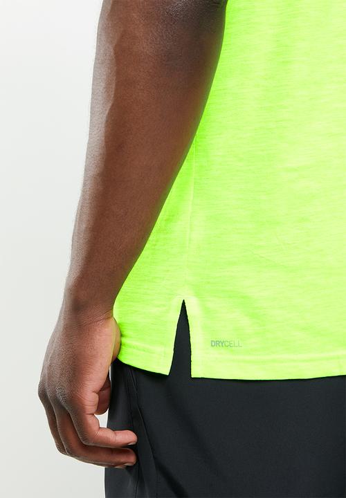 PUMA - Train fav tank - neon green 