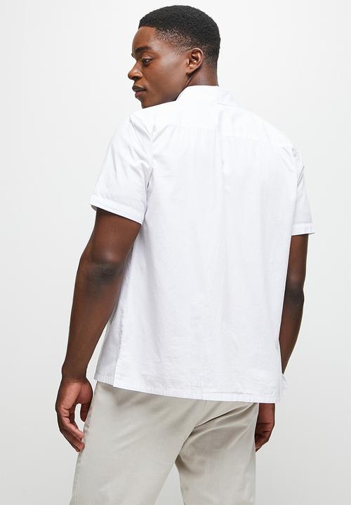 Lark & Crosse - Regular fit cracker poplin pocket short sleeve shirt - white