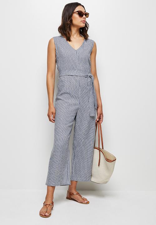 edit - Linen v-neck loose jumpsuit - indigo & white 