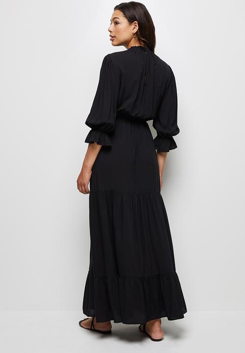 edit - Round neck tiered fit & flare maxi dress - black