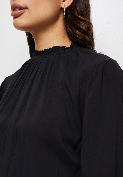 edit - Round neck tiered fit & flare maxi dress - black
