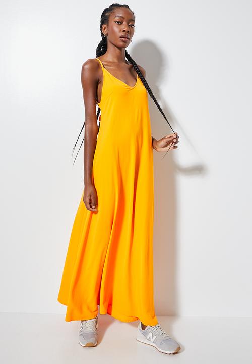 Superbalist - Back detail maxi dress - mango