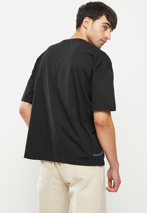 Trendyol - Lines patterned short sleeve tee - black