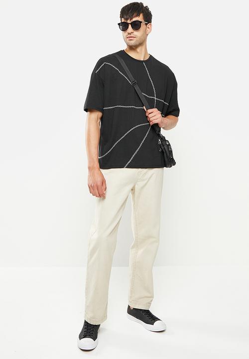 Trendyol - Lines patterned short sleeve tee - black