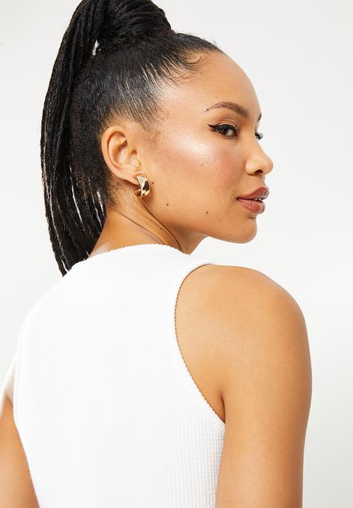Missguided - Sculpted rib racer neck crop - white