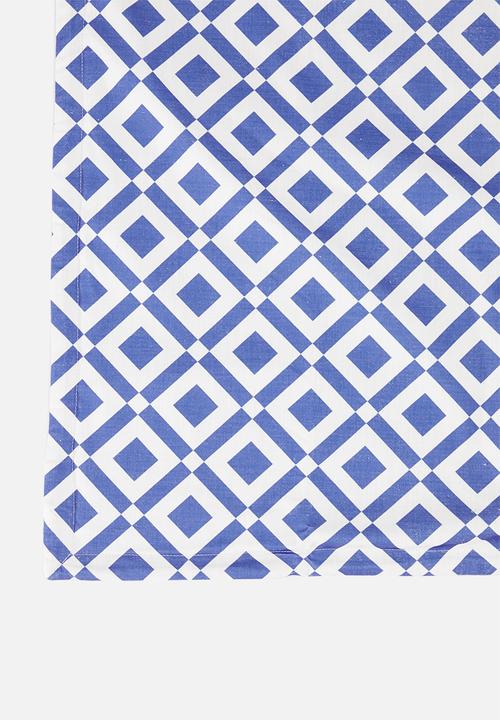 Sixth Floor - Aavaros foldable picnic mat - blue