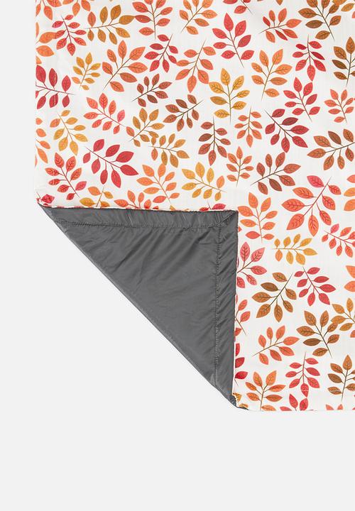 Sixth Floor - Autumn leaves foldable picnic mat - orange