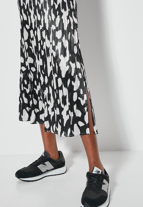 Superbalist - Side slit skirt - black & white
