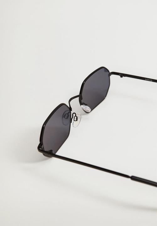 MANGO - Hexagonal frame sunglasses - black