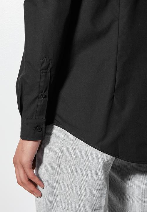 Superbalist - Easy care slim fit shirt - black