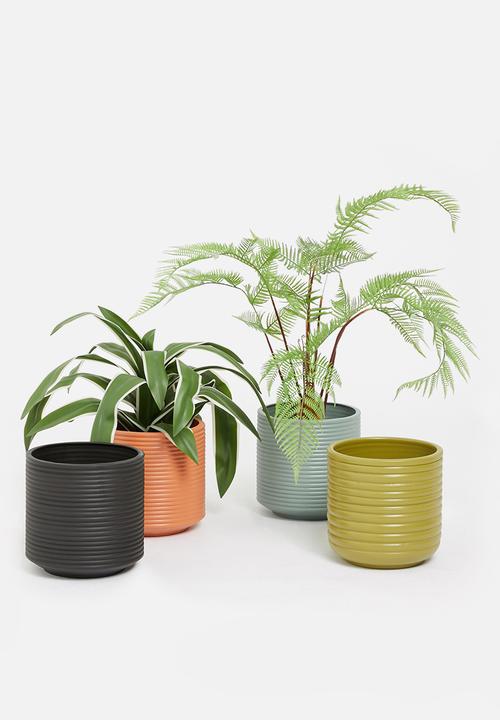 Grey Gardens - Stockholm planter - sage