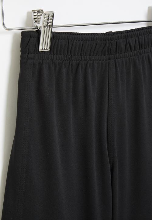 Nike - Nkb perf swoosh shorts - black
