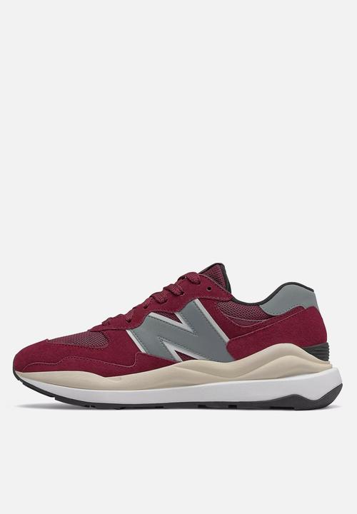 New Balance  - 57/40 v1 - garnet (616)