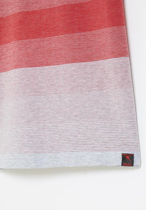 SOVIET - B crisanto y/dye stripe golfer - navy & red