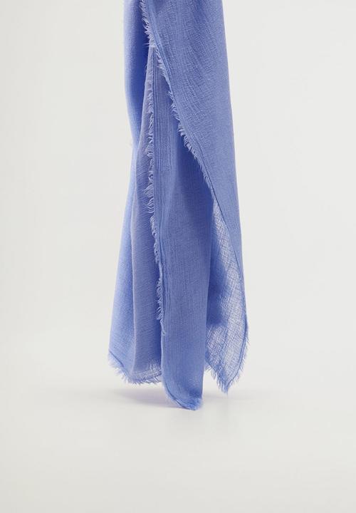 MANGO - Textured scarf - sky blue