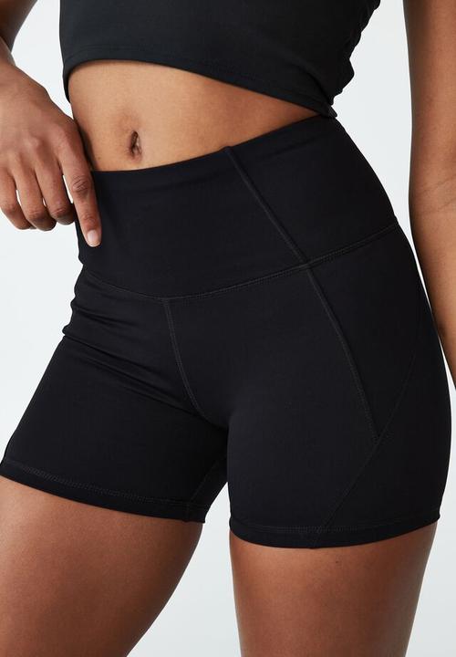 Cotton On - Smoothing shortie short - black