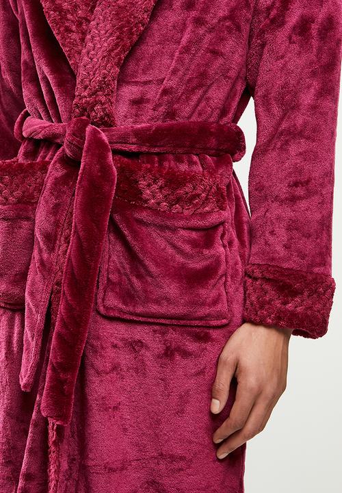 basicthread - Plush lightweight  robe - wine