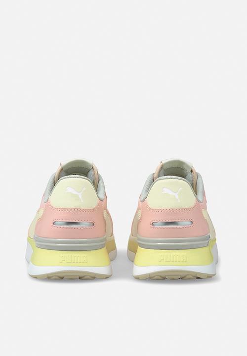 PUMA - R78 voyage - lotus-yellow pear-puma white