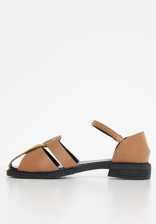 Seduction - Interwoven fisherman shoe - camel
