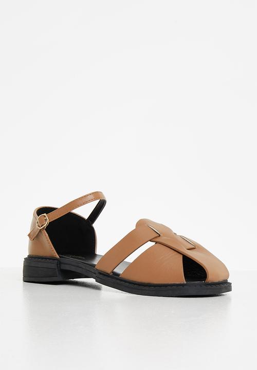 Seduction - Interwoven fisherman shoe - camel