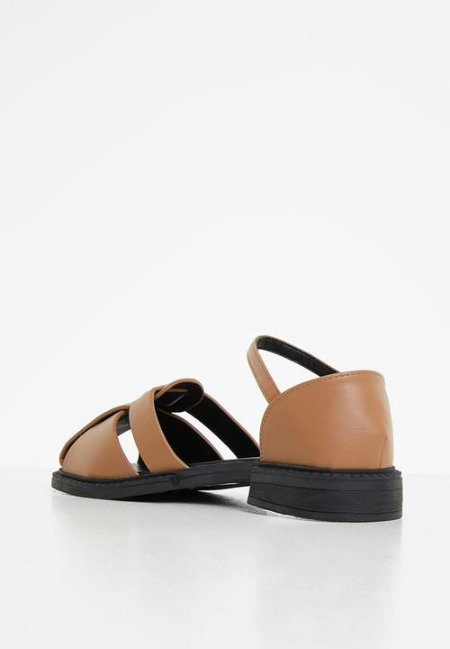 Seduction - Interwoven fisherman shoe - camel